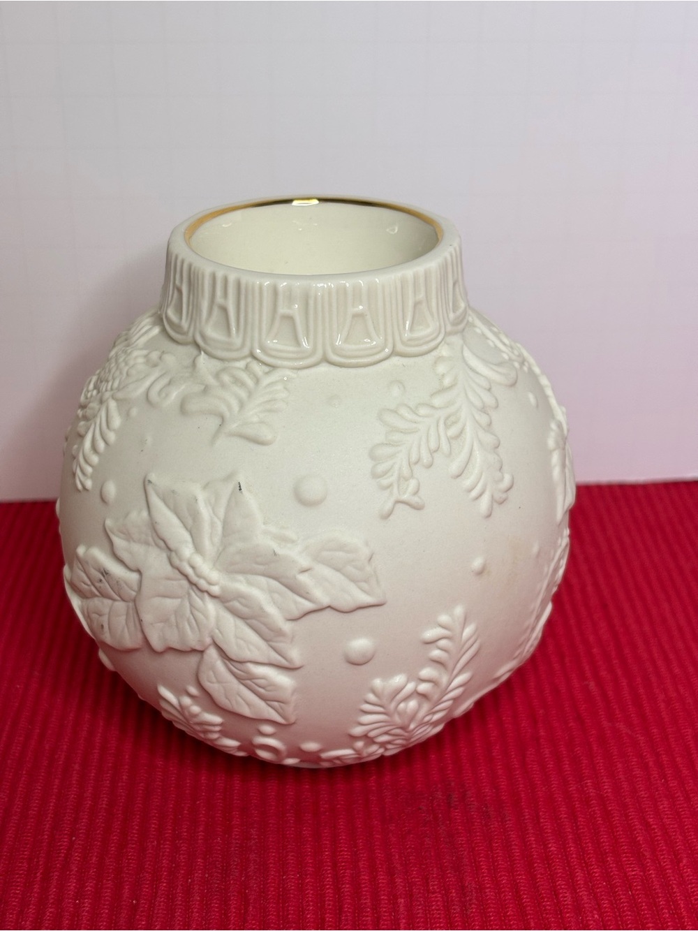 Lenox “ Ornamental Glow” Poinsettia Votive Candle Holder